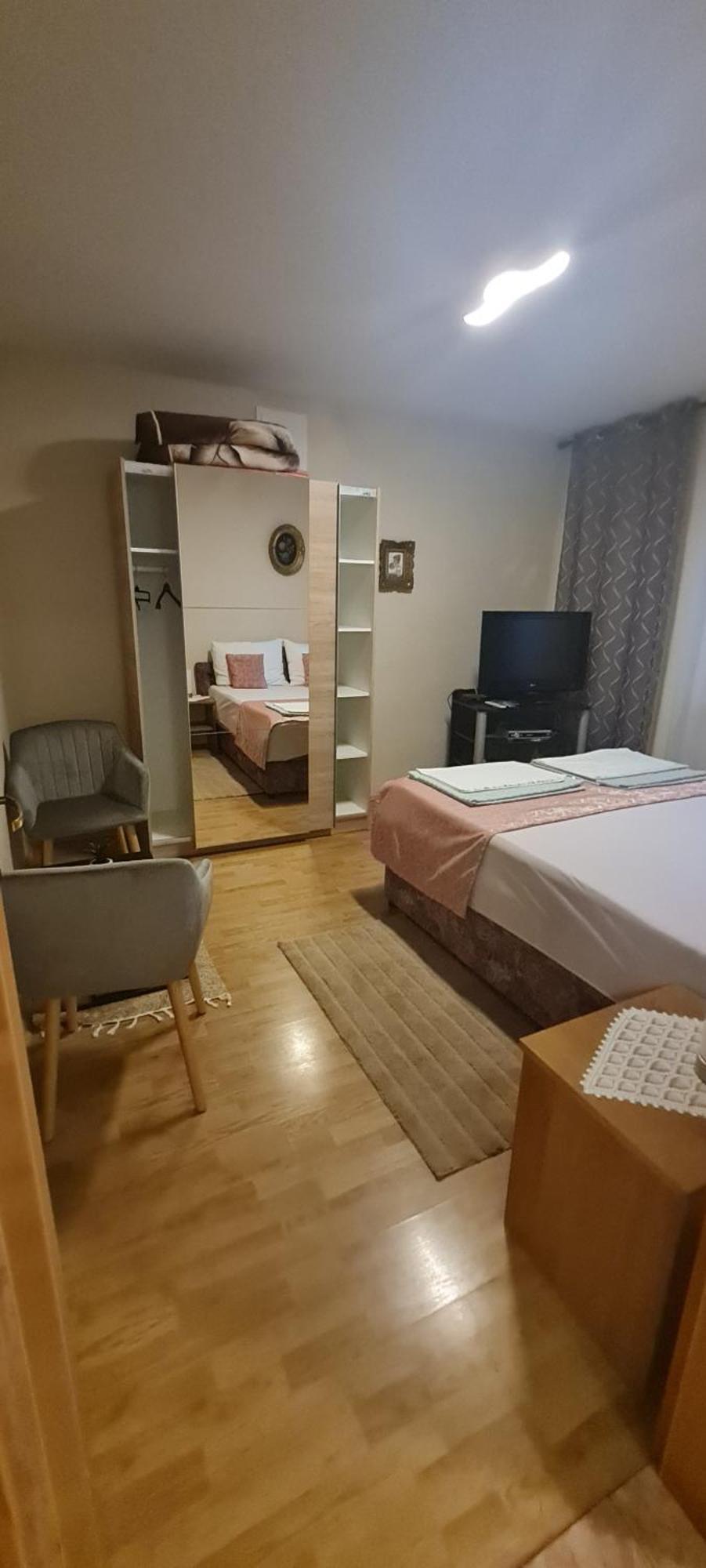 Apartments Bosnjak Šibenik Oda fotoğraf